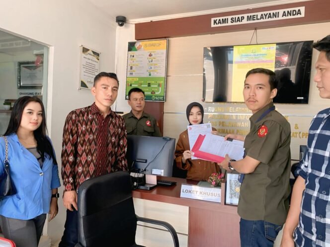 
					LSM Trinusa Lampung Laporkan Dugaan Korupsi Pembebasan Lahan Pesisir Barat 2016 ke Kejati & Polda, Rencana Unjuk Rasa di KPK-Kejagung 5 Mei 2025