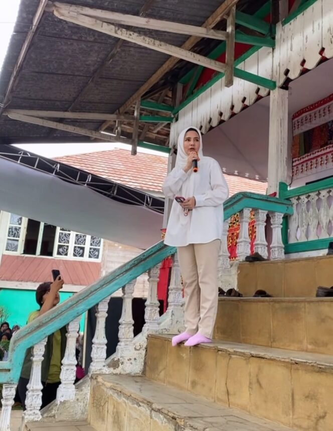
					Kampanye Penuh Antusias, Nanda-Anton Komitmen Bangun Pesawaran dari Desa