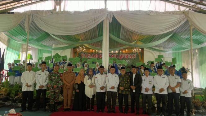 
					Menuju Generasi Qur’ani: 75 Siswa MIN 1 Pesawaran Diwisuda dalam Haflah Khotmil Qur’an