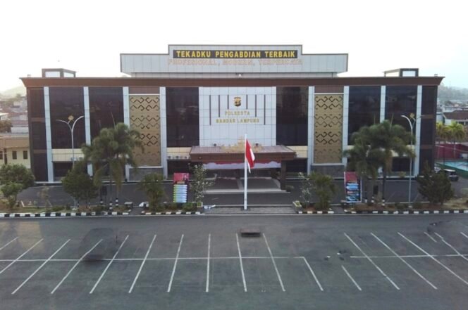 
					Ketika Hukum Tunduk pada Kekuasaan: Refleksi Kasus Dugaan Kriminalisasi Mahasiswa di Bandar Lampung