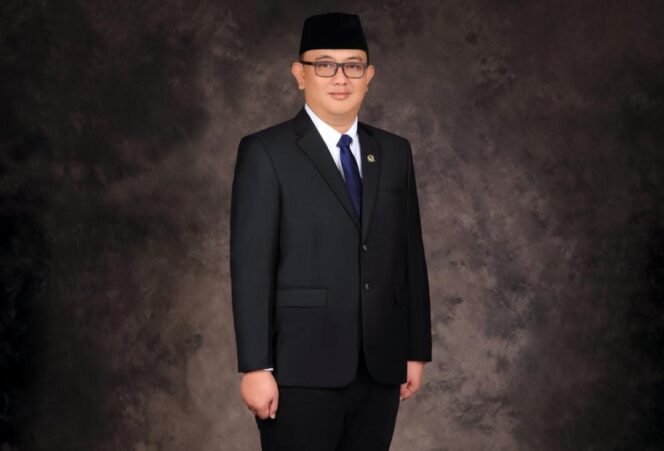 
					Anggota Komisi III DPRD Lampung Sampaikan Pesan Moral Pada Peringatan Hari Pahlawan